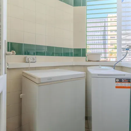 Go2tenerife Sira Family, Pool & * Playa de las Americas (Tenerife)