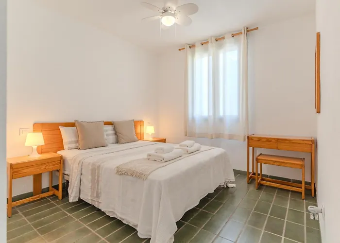 Apartmán Go2tenerife Sira Family, Pool & *